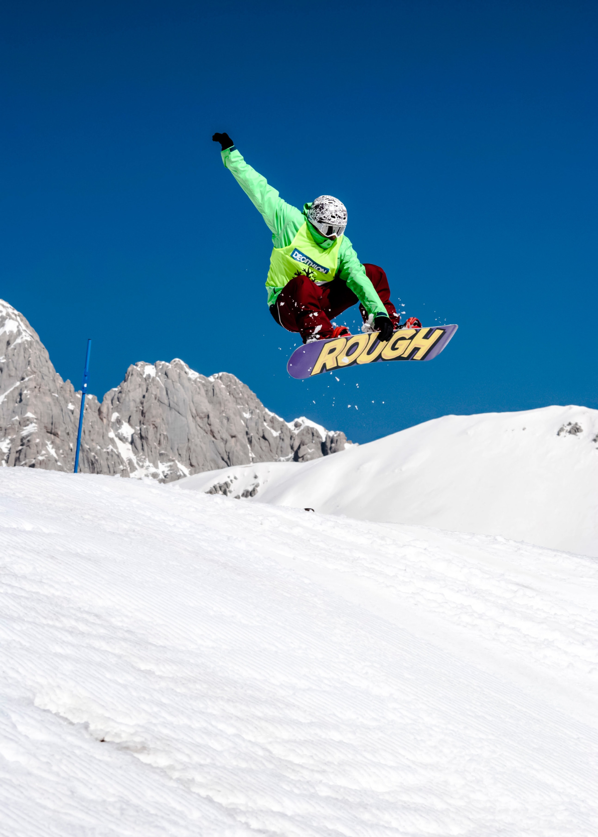 Best Headsets for Snowboarding Made to Keep You Connected!